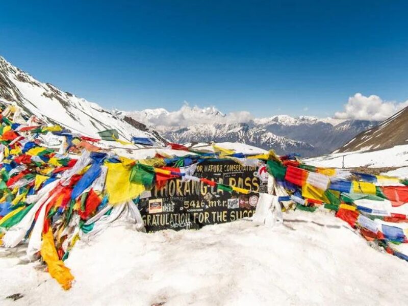 Thorong-La-Pass-Trek