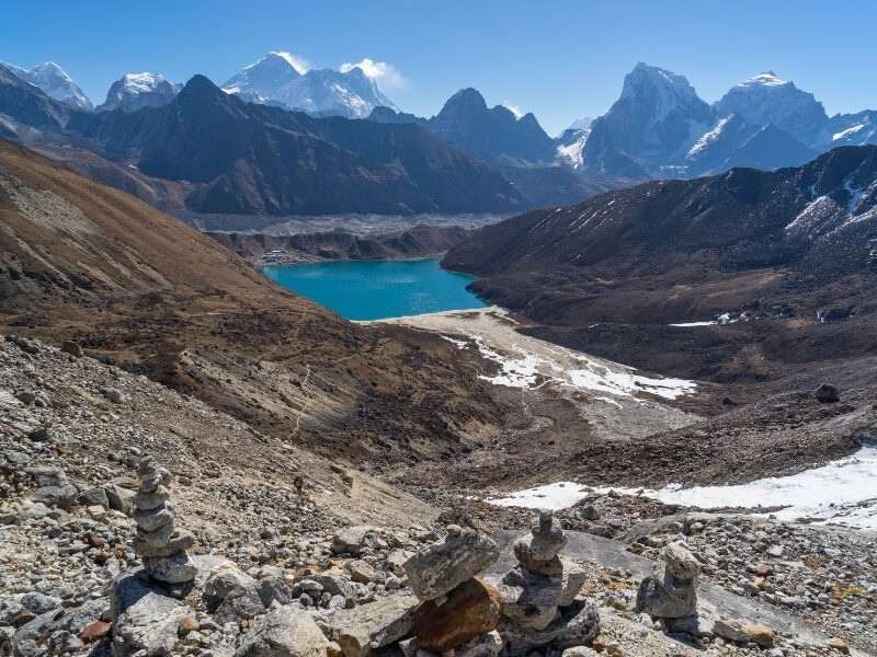 everest pass trek view of mountains