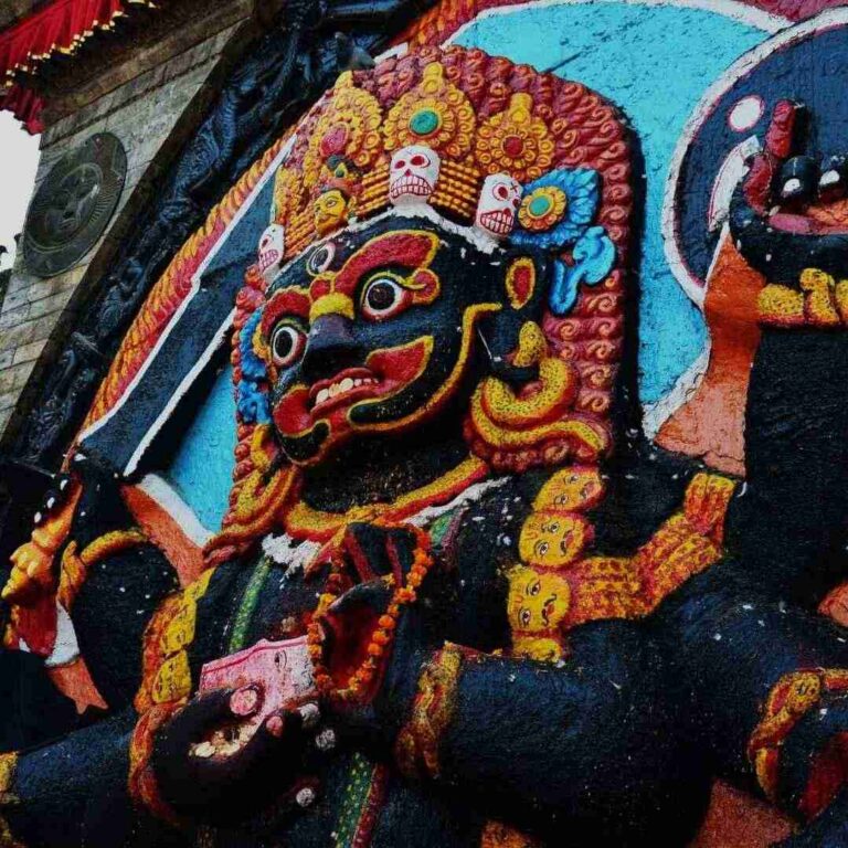 Luxury Tour Nepal: Kathmandu, Chitwan, Pokhara – 7 Days